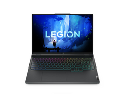 Ноутбук Lenovo Legion Pro 7 16IRX8H (82WQ002RUS) (showcase version)